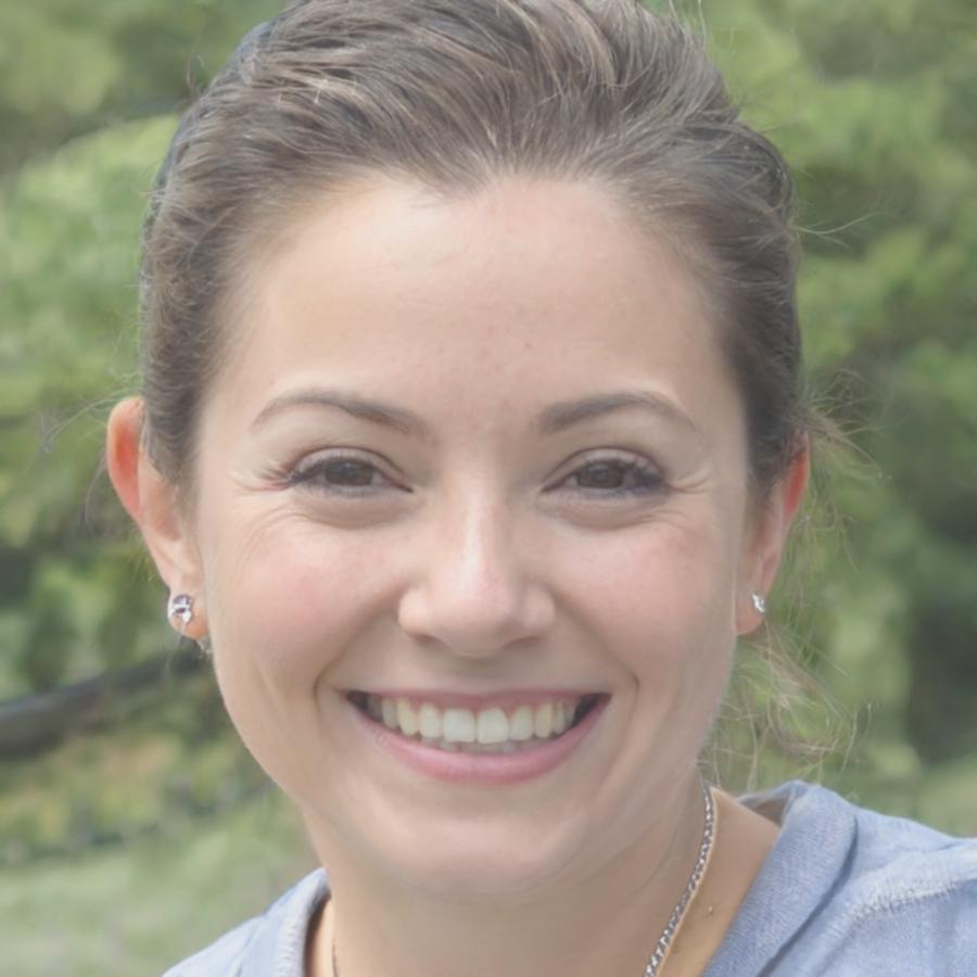 Lucía Herrera, consultora financiera